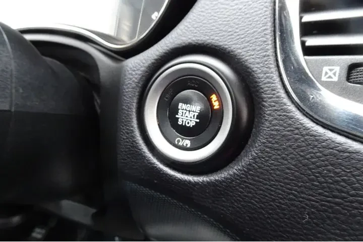 $21995 : 2020 DURANGO image 2