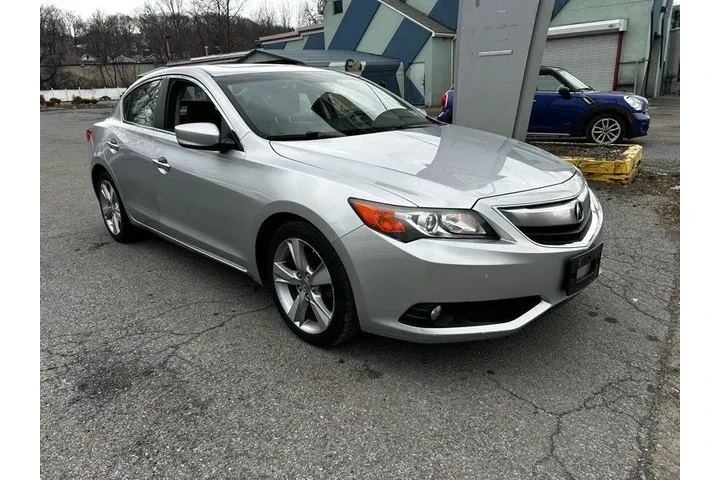 2013 ILX 5-Spd AT w/ Technolo image 1