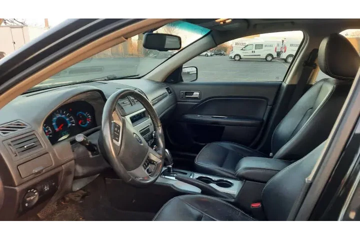$4495 : 2010 Fusion SEL image 3