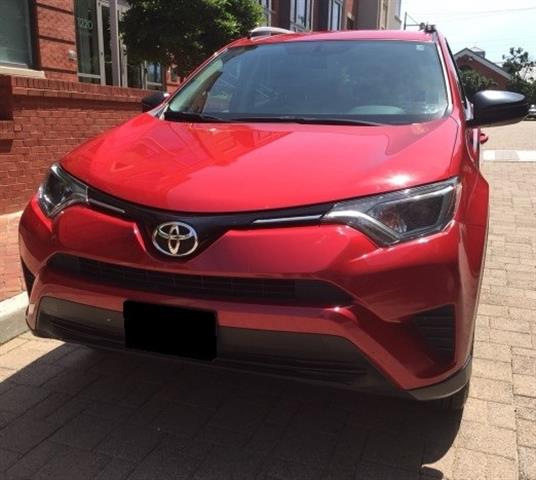 $14900 : 2017 Toyota RAV4 LE image 3