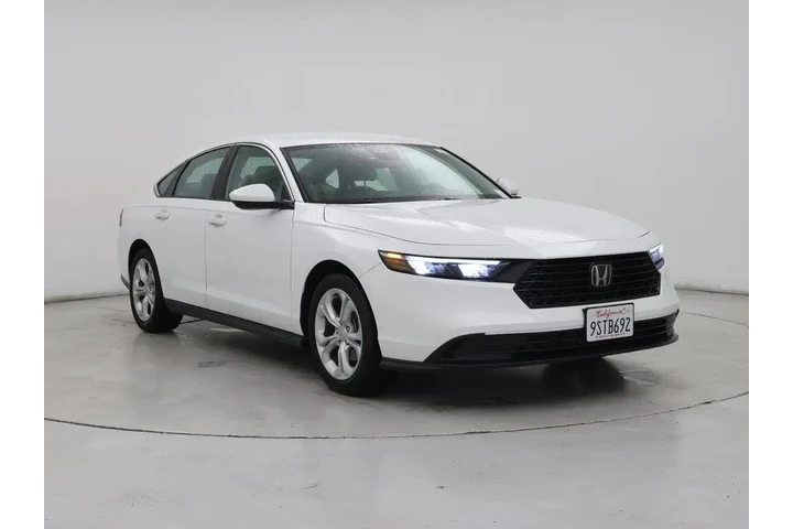 $24998 : Honda Accord 2024 LX 4dr Sed image 1