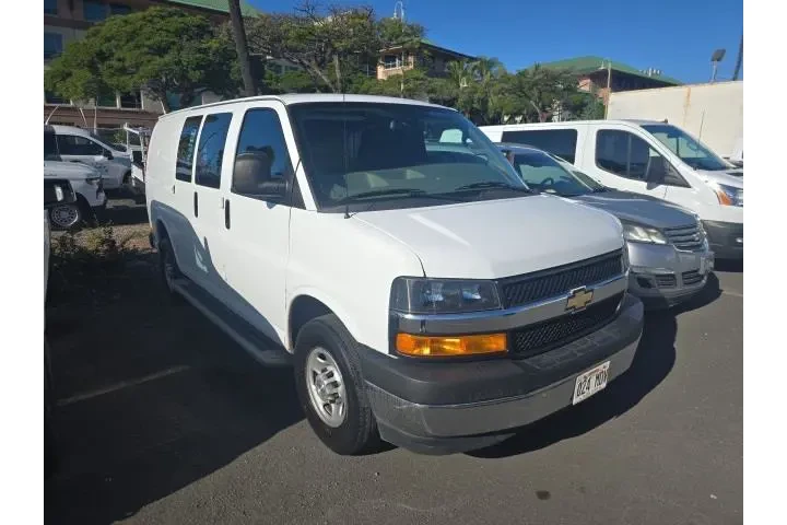 $25995 : Chevrolet Express 2022 2500 image 2