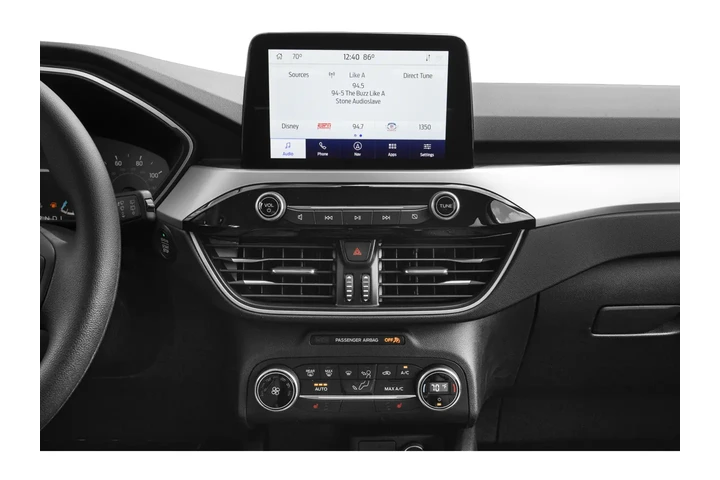 2022 Escape SE image 8