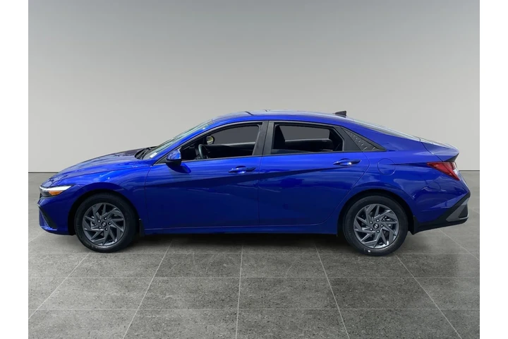 $24794 : Hyundai ELANTRA Hybrid 2024 image 10