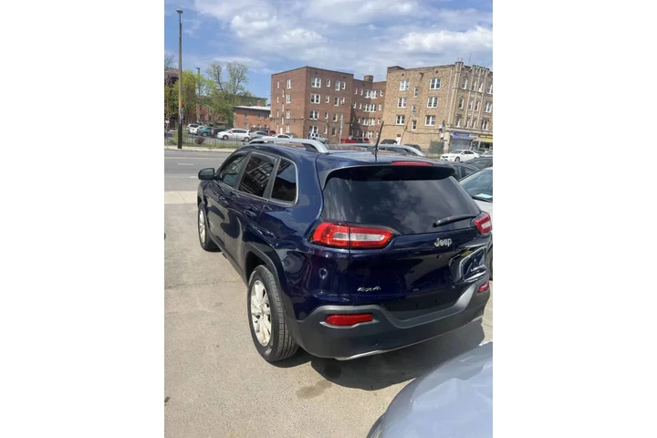 $7999 : 2015 Cherokee Limited image 7
