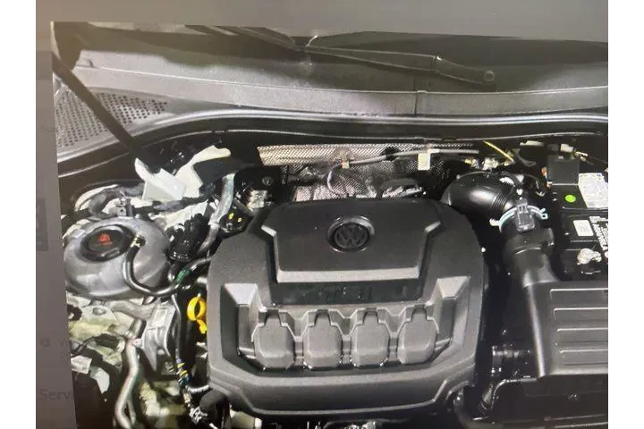 $23995 : Volkswagen Tiguan 2023 SE 4d image 6