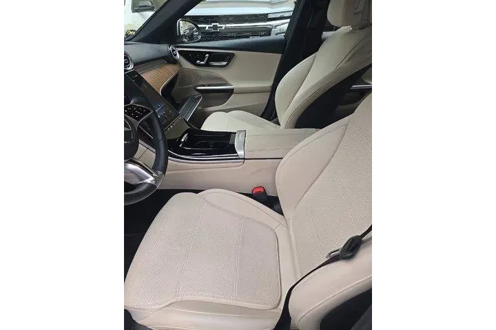 $35000 : Mercedes-Benz C-Class 2023 C image 4