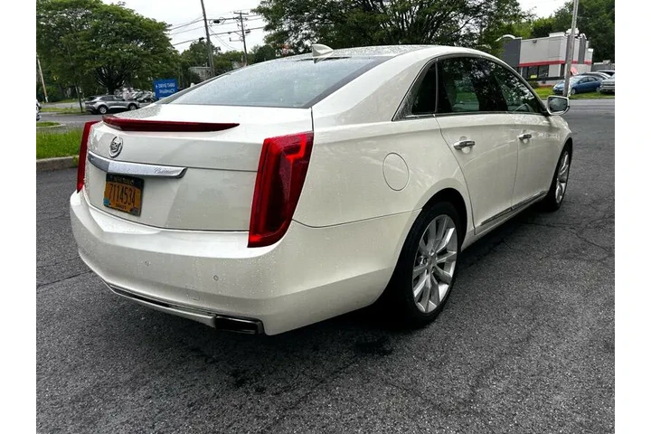 $16999 : 2015 XTS Luxury AWD image 2