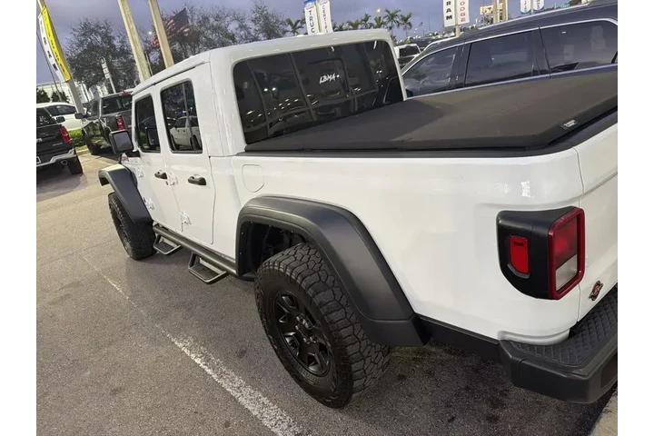 $39991 : Jeep Gladiator 2023 4x4 Moja image 3