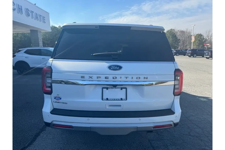 $39291 : Ford Expedition 2024 4x2 Lim image 7