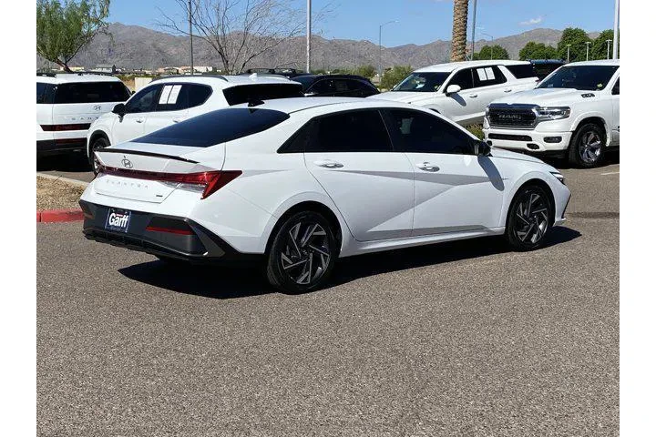 $22990 : Hyundai ELANTRA Hybrid 2025 image 3