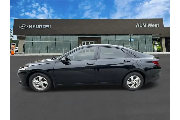 $17820 : Hyundai ELANTRA 2023 SE 4dr image 8