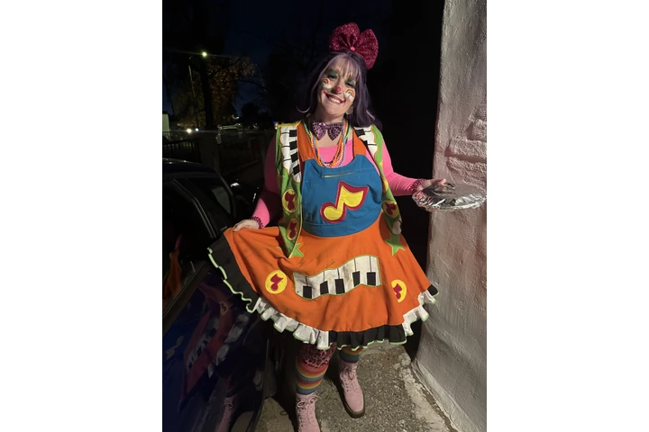 Pinta caritas globitos payasit image 4