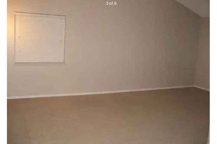 $1400 : Listo Casa image 2