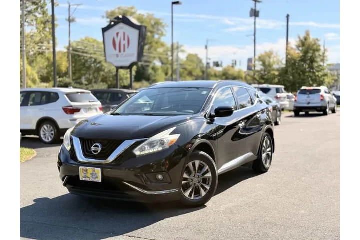 $9500 : 2016 Murano SV image 2