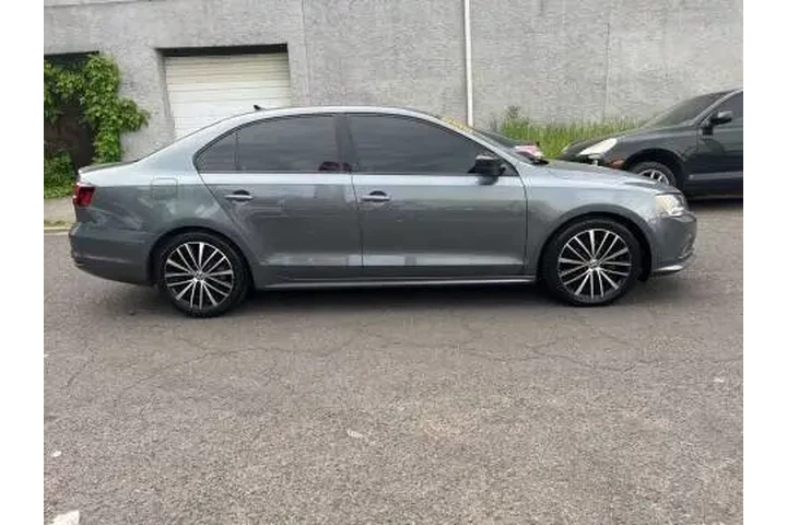 $14499 : 2016 Jetta 1.8T Sport image 5