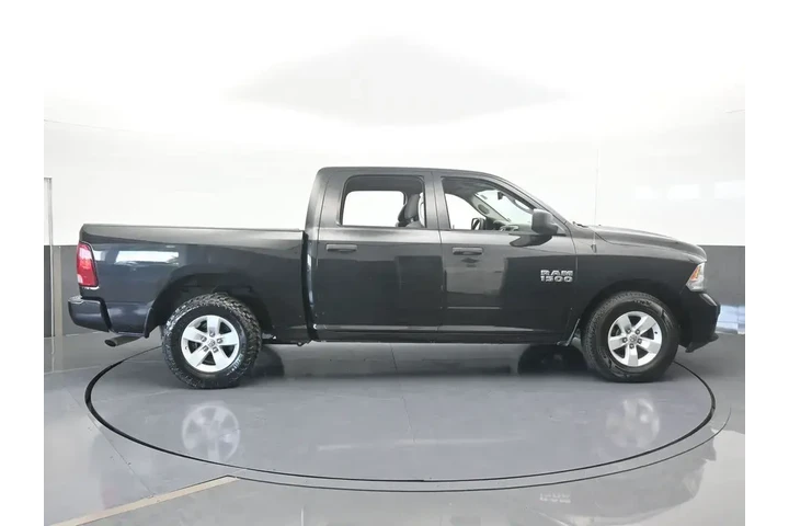 $17111 : Ram 1500 2018 4x2 Express 4d image 7