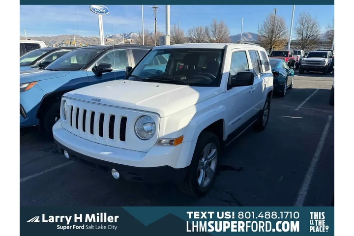 $12064 : Jeep Patriot 2016 4x4 Latitu image 1