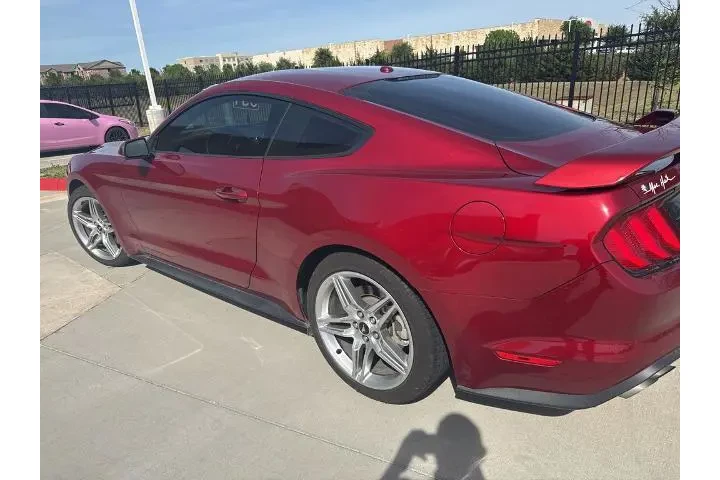 $26549 : Ford Mustang 2019 EcoBoost 2 image 6