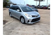 $24495 : 2020 Sienna thumbnail