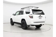 $33998 : Toyota 4Runner 2021 4x4 SR5 thumbnail