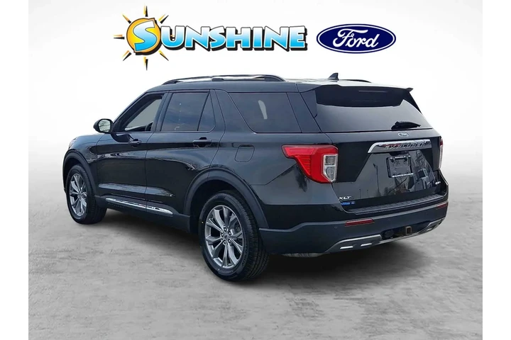 $30995 : Ford Explorer 2022 AWD XLT 4 image 4