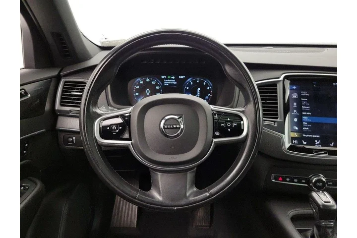 $27998 : Volvo XC90 2020 AWD T6 Momen image 10