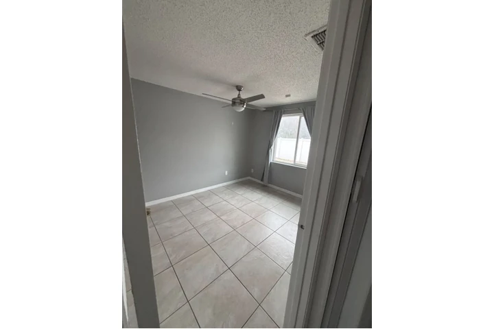 $2800 : Renta Casa image 8