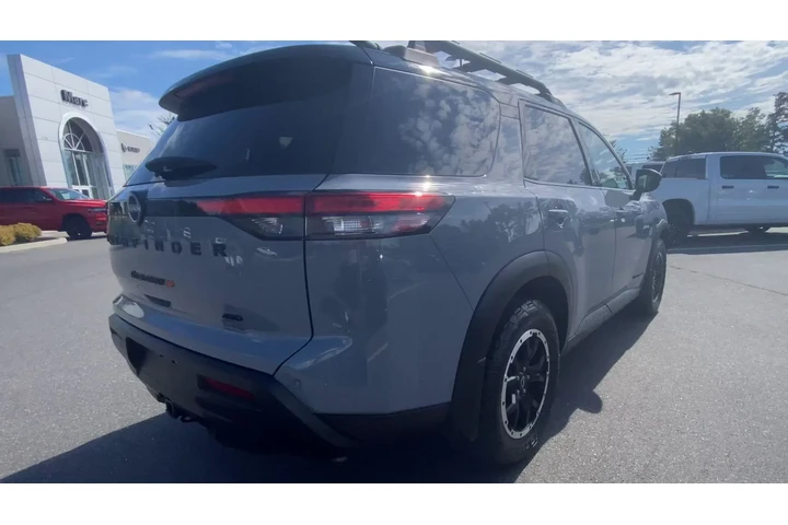 $36928 : Nissan Pathfinder 2024 AWD S image 2