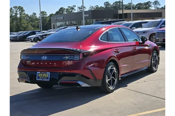 $32255 : Hyundai SONATA 2024 SEL 4dr image 4