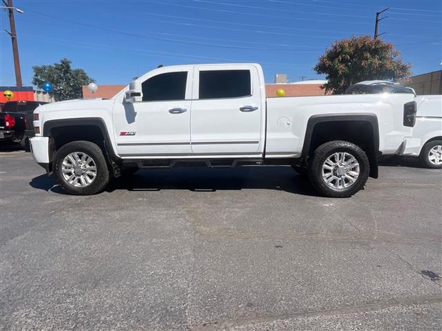 $34888 : 2017 Silverado 2500HD LTZ, DE image 2