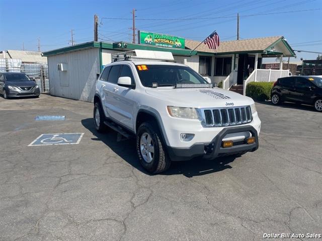 $11950 : 2013 Grand Cherokee Laredo SUV image 1