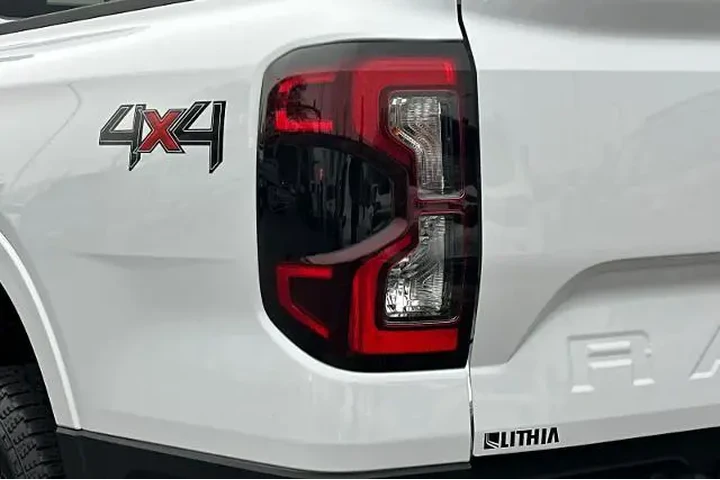 $36995 : Ford Ranger 2025 4x4 XLT 4dr image 8