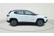 $24975 : Jeep Compass 2024 4x4 Trailh thumbnail