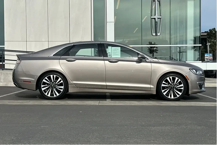 $18900 : Lincoln MKZ Hybrid 2018 Rese image 2