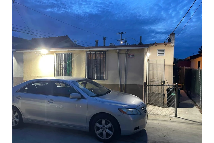 $1775 : AMPLIO DEPTO DE 1 RECAMARA image 1