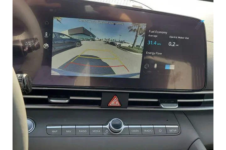 $22786 : Hyundai ELANTRA Hybrid 2025 image 9