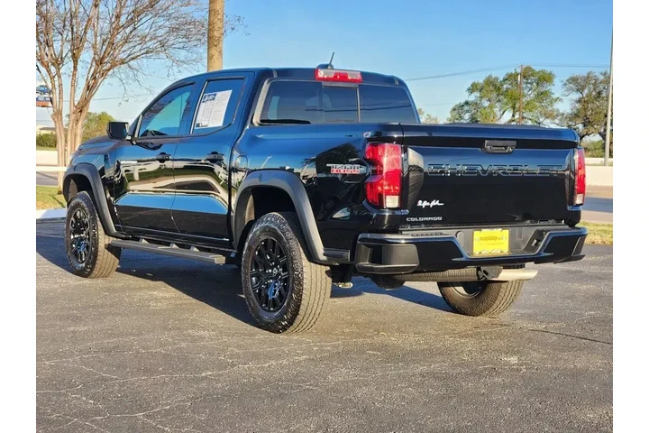 $35725 : Chevrolet Colorado 2023 4x4 image 7