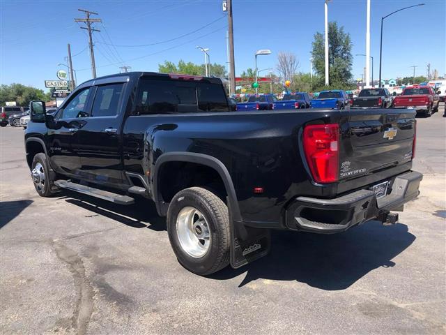 2023 CHEVROLET SILVERADO 3500 image 5