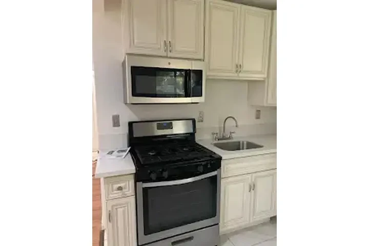 $2300 : RENTO UNIDAD O APARTAMENTO image 6