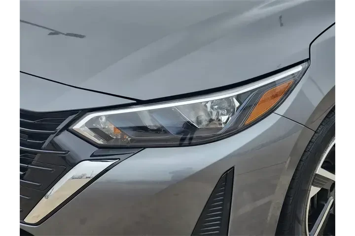 $17703 : Nissan Sentra 2024 SV 4dr Se image 9