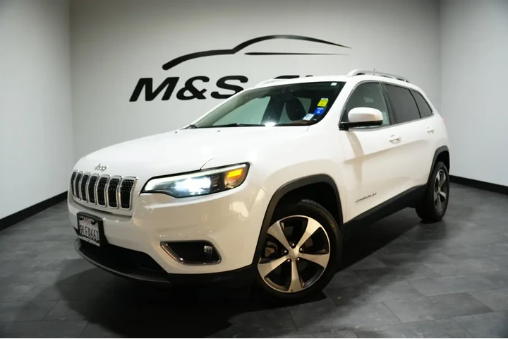 $13341 : 2020 Cherokee image 2