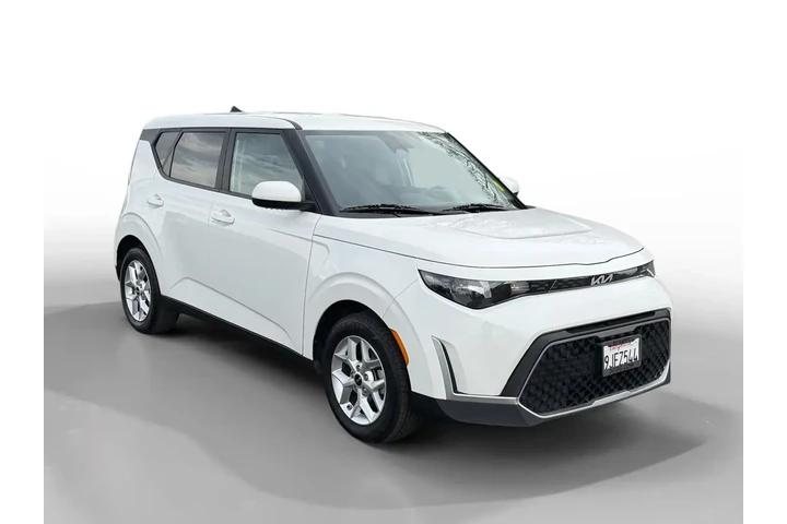 $15502 : Kia Soul 2024 LX 4dr Crossov image 7