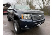 $12995 : 2007 Suburban LT thumbnail