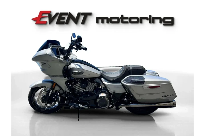 $35999 : 2023 Harley-Davidson CVO Road image 4
