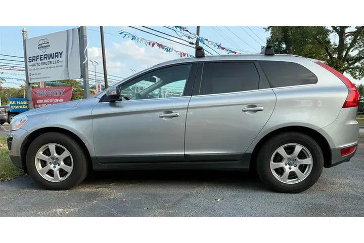 $7999 : 2011 XC60 image 4