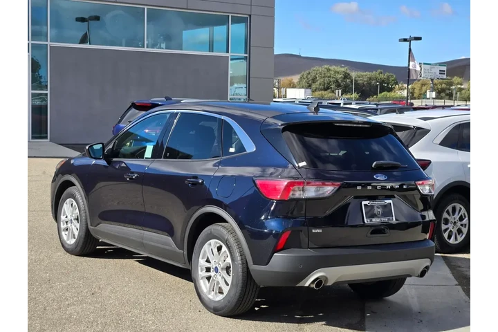 $16999 : Ford Escape 2021 SE 4dr SUV image 6