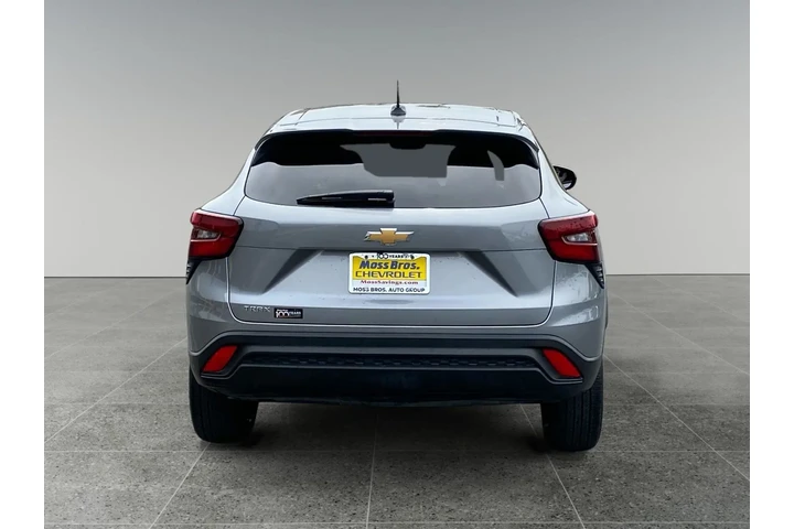 $28220 : Chevrolet Trax 2025 LS 4dr C image 4