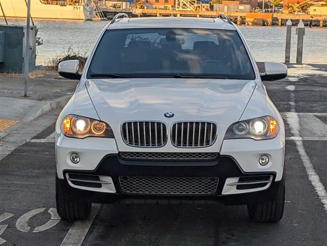 $9988 : 2010 X5 35d image 3