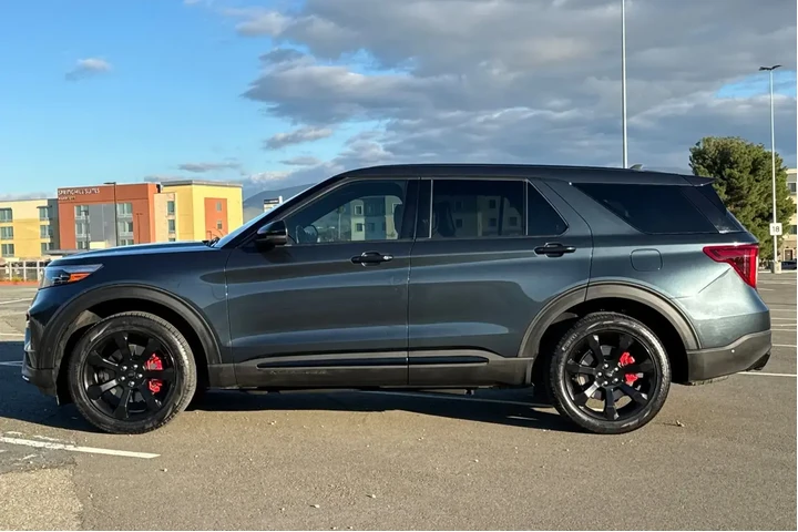 Ford Explorer 2022 AWD ST 4d image 7